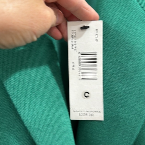 NWT. Linda Allard Ellen Tracy 100%wool blazer - Picture 10 of 10